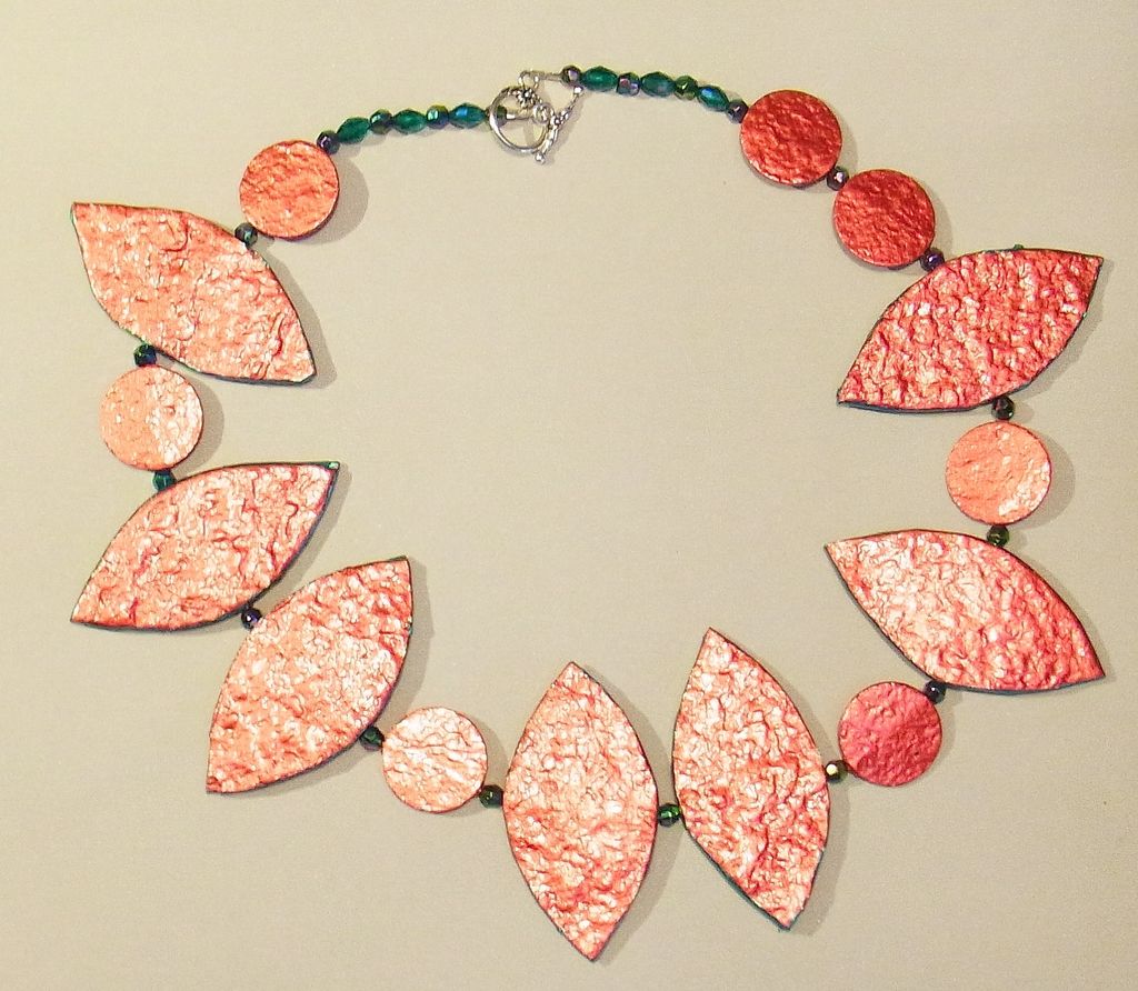 Handmade-paper paper beads in bronze and green