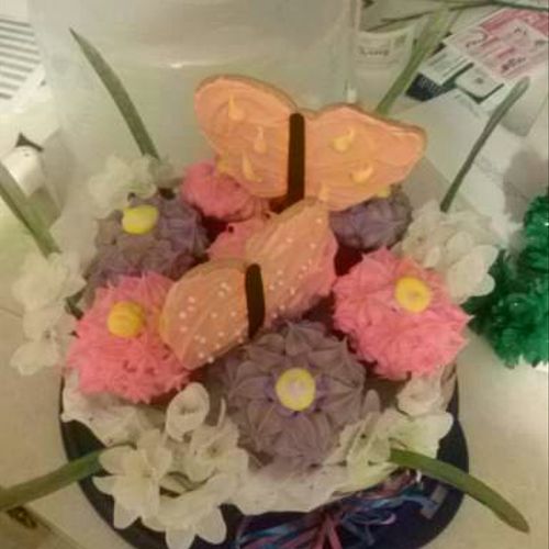 Cupcake flower bouquet