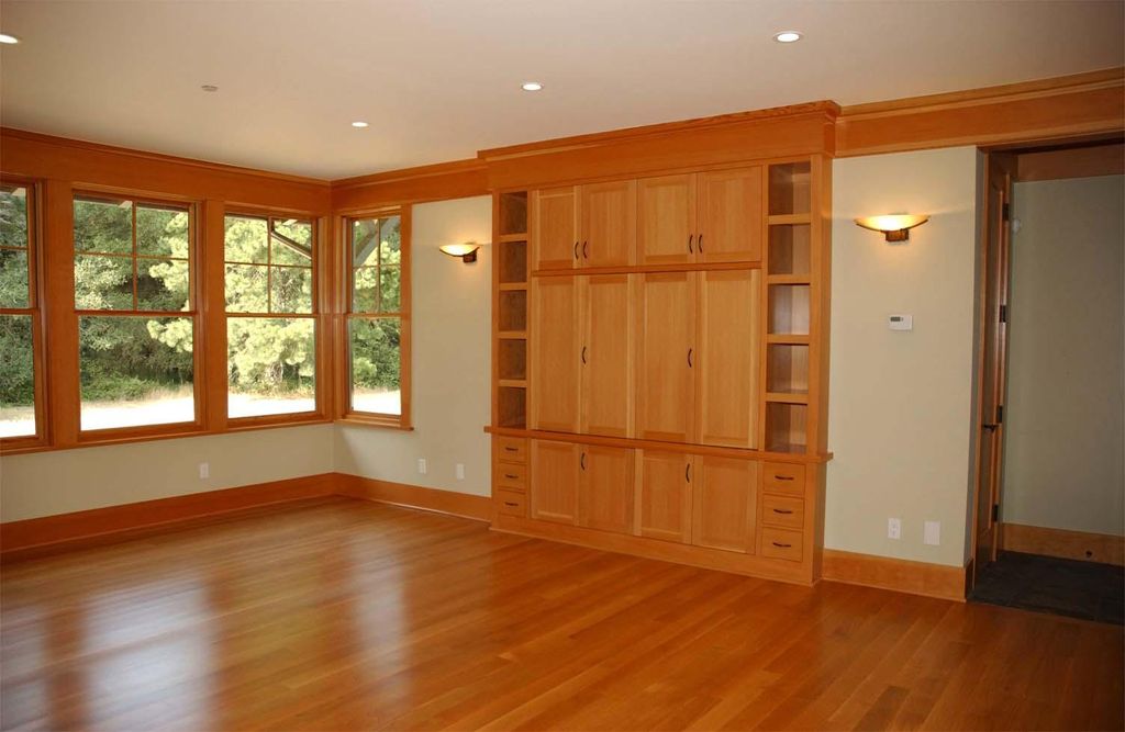 Natural wood trim really gave this room the look t