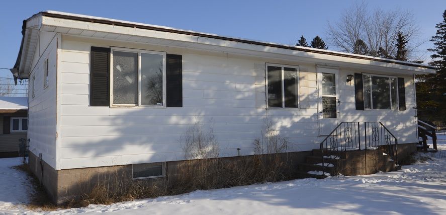 This is the before exterior construction pictures 