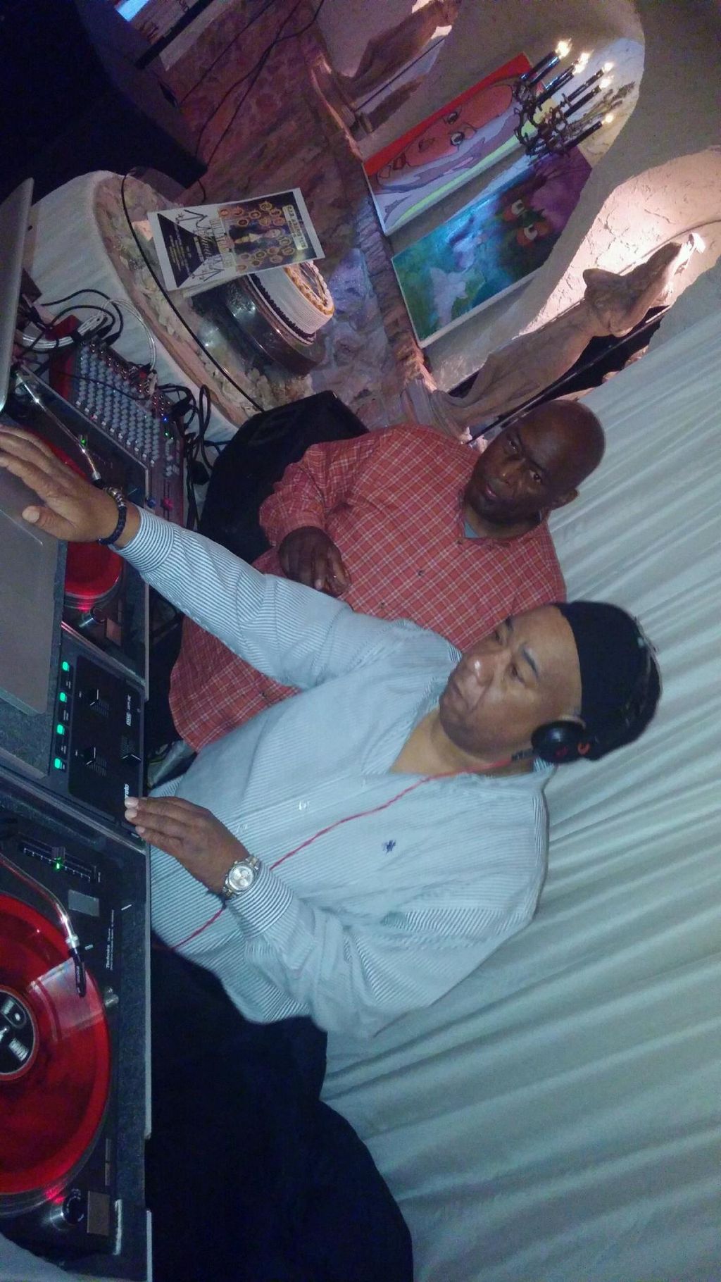 Kool DJ Dee and Tyrone mixologist