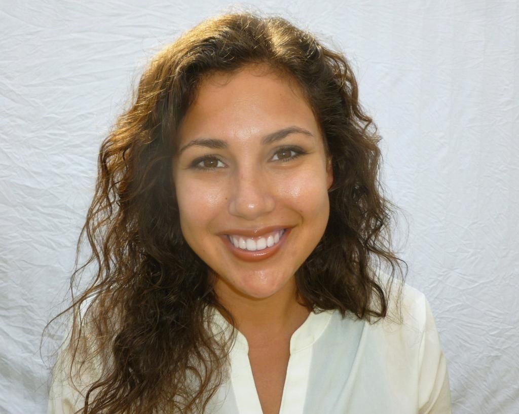 Chantal Kuegle teaches singing - Lessonface.com/Ch