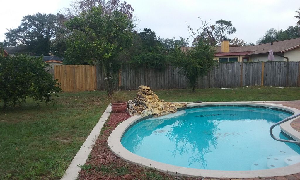 Paradise Lawn and Garden of Orlando recently worke