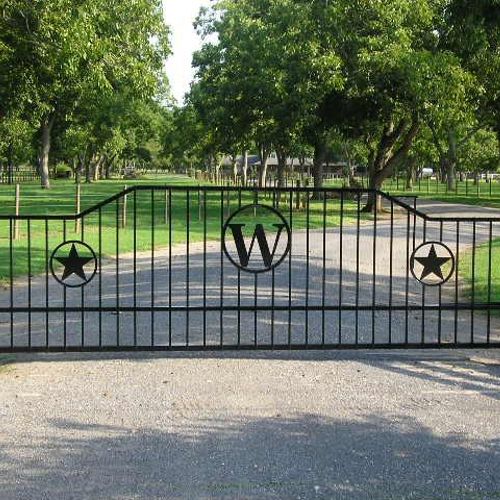 Front gate manufacturing and design
