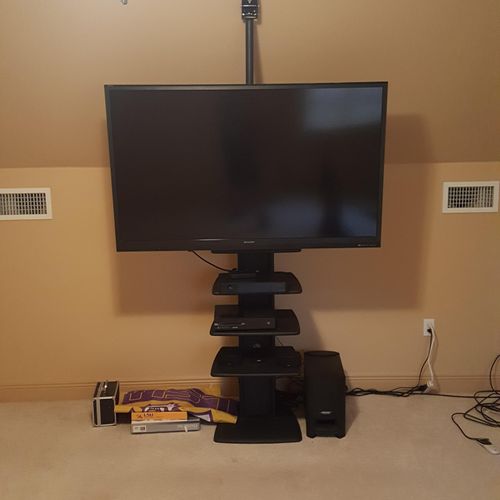 Cathedral ceiling TV mount 