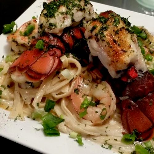 Lobster & Shrimp Fettuccini Alfredo