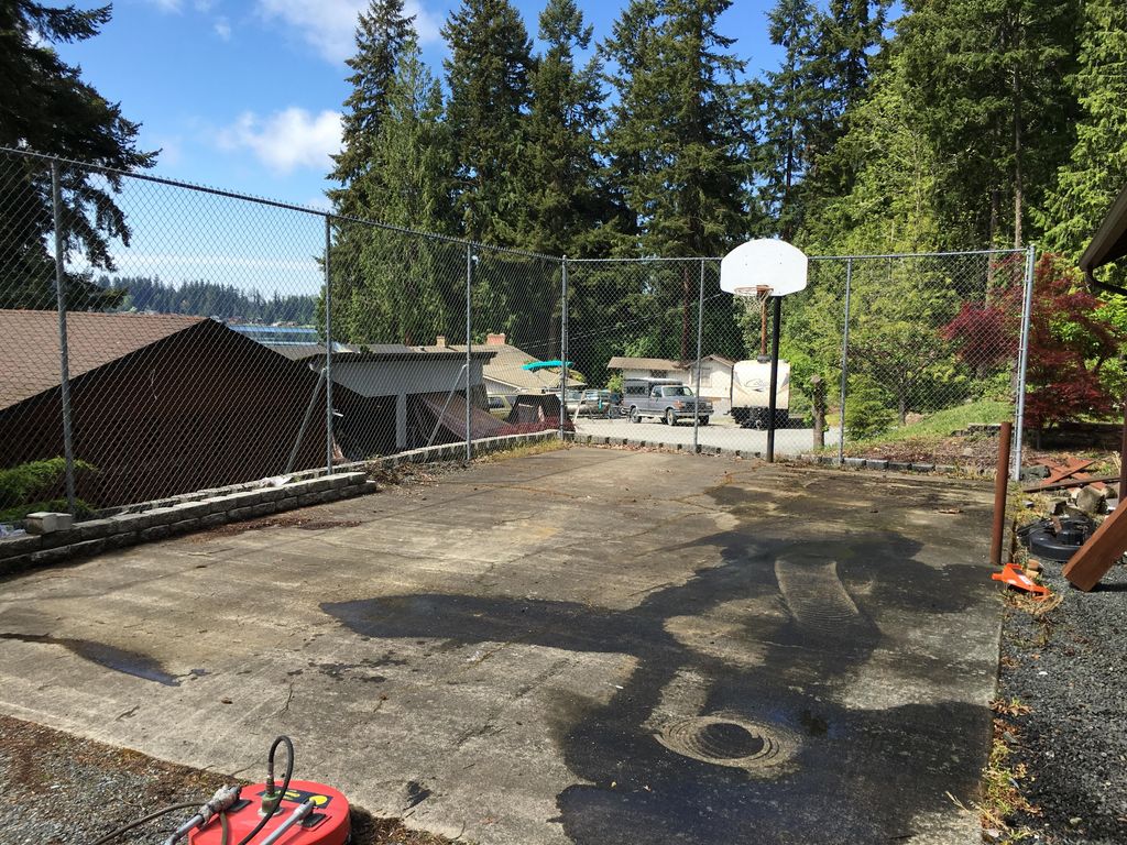 Court before