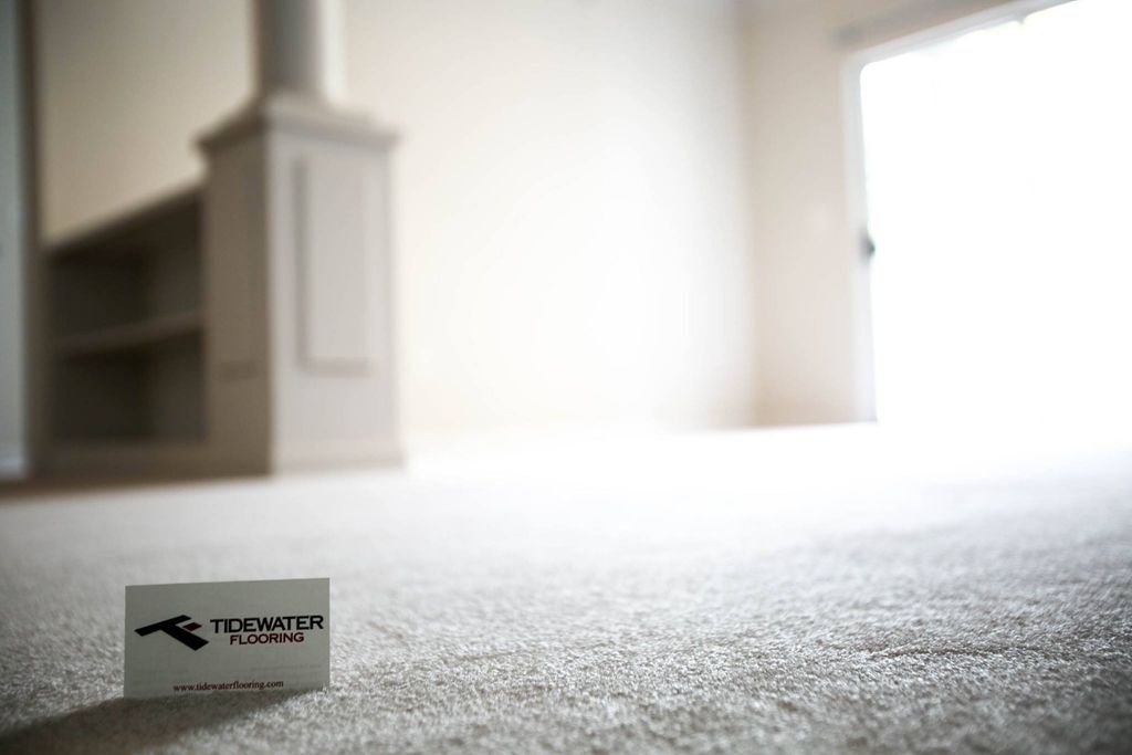 60oz Textured Cut Pile Plush.  

This carpet was i