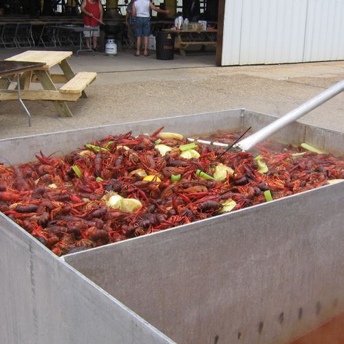 Boiling Crawfish with all of the trimmings. 3000 p