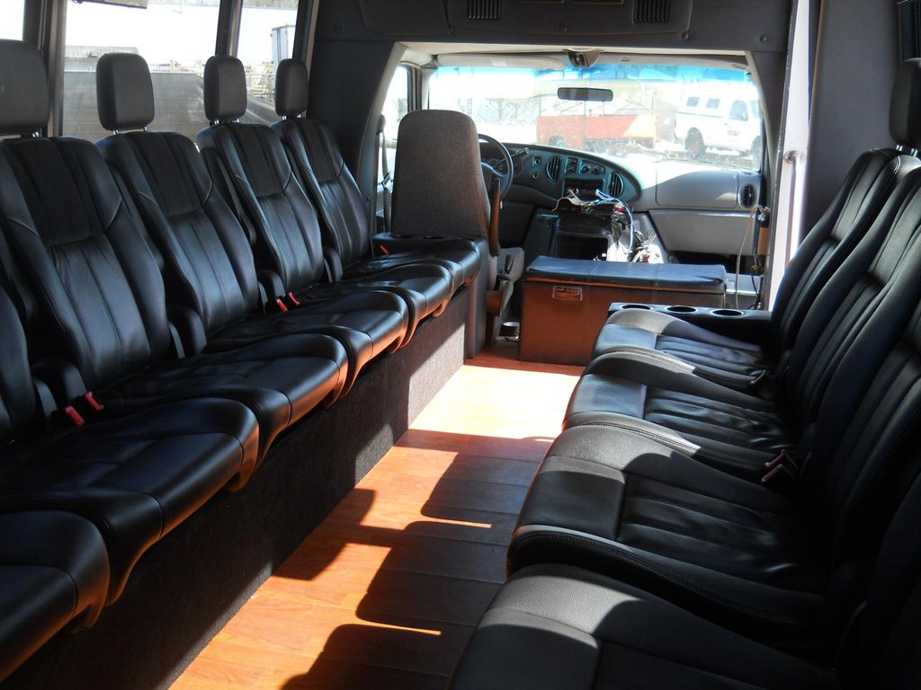 Individual Leather Seats