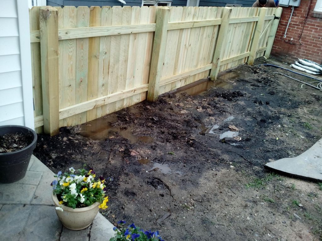 4' high pressure treated dog ear straight top