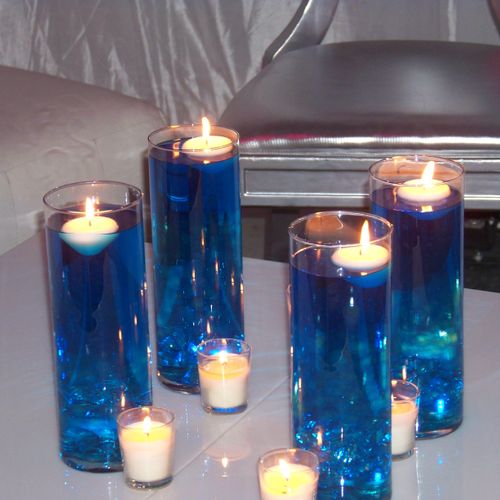 Beautiful blu floating candles designed by AYS
