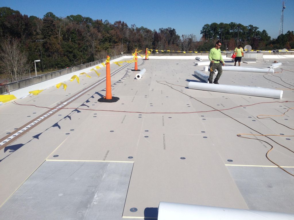 Auto Nation roof installation TPO membrane