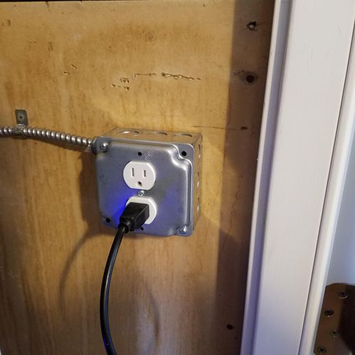receptacle put in for tankless hot water heater 