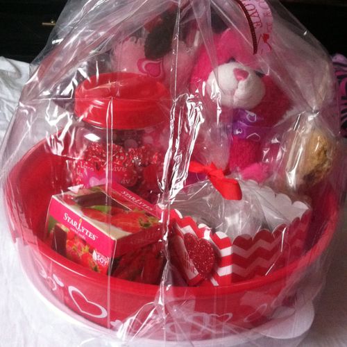 valentines day basket large