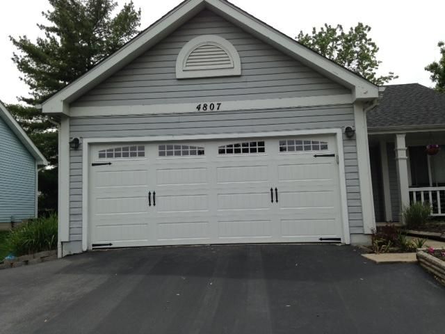 Bead board carriage house