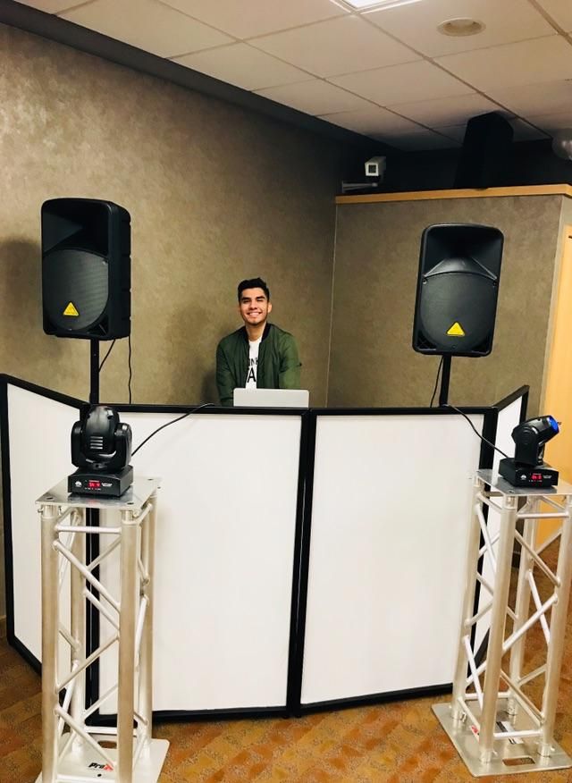Private GIG Near Lake Shore Drive