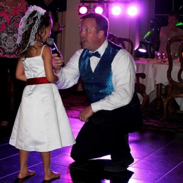 SO CUTE, SHE SANG "LET IT GO"