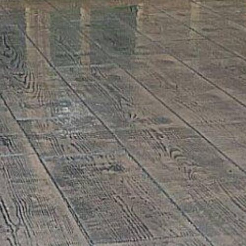 Stamped concrete that looks like boards