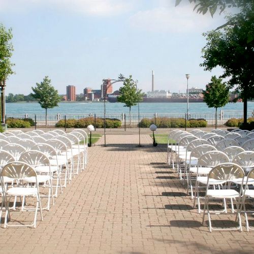 Wedding Ceremony on the Water. Downtown Detroit 
#