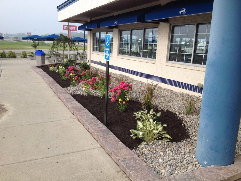 New landscape install with retaining wall