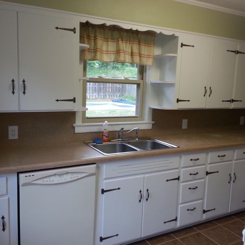 Kitchen Cabinet Refinishing  (Upper and Lower)