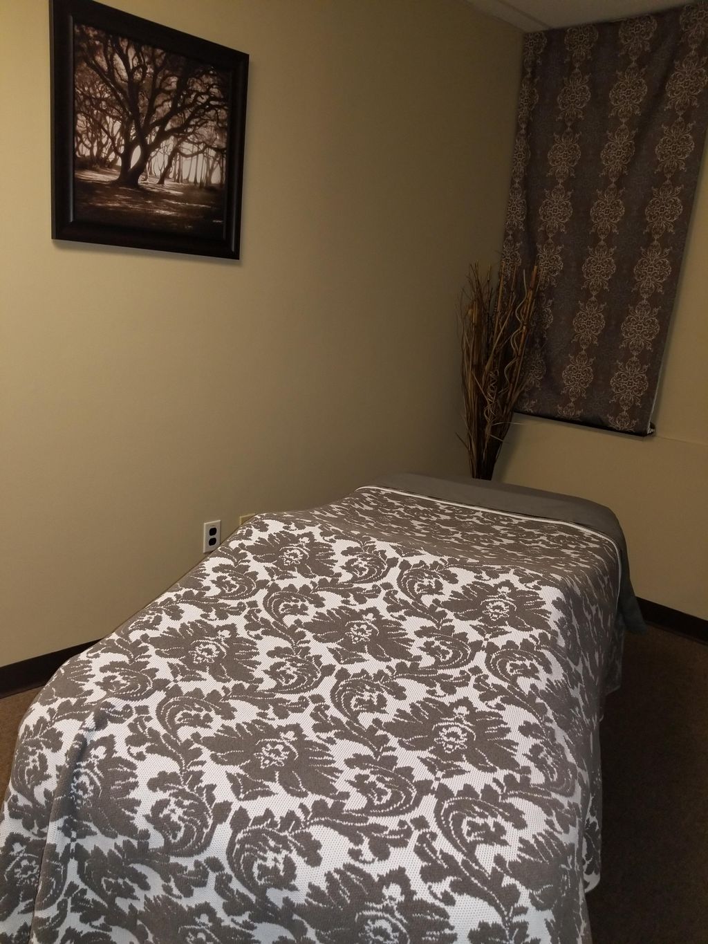 Session room in Commack, NY