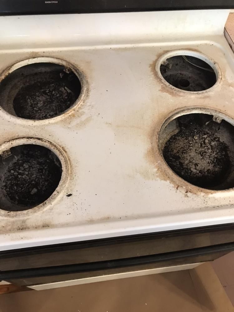 Private customer rental house stove before...