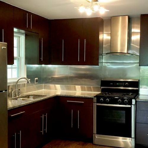 Kitchen Pre-sale Upgrades: Granite install, backsp