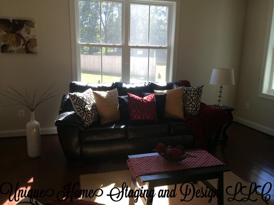 Vacant Staging - Living Room