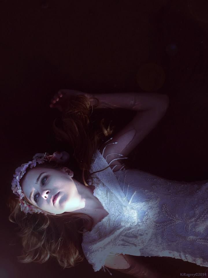 Photographer: Kira 
Model: Susanna