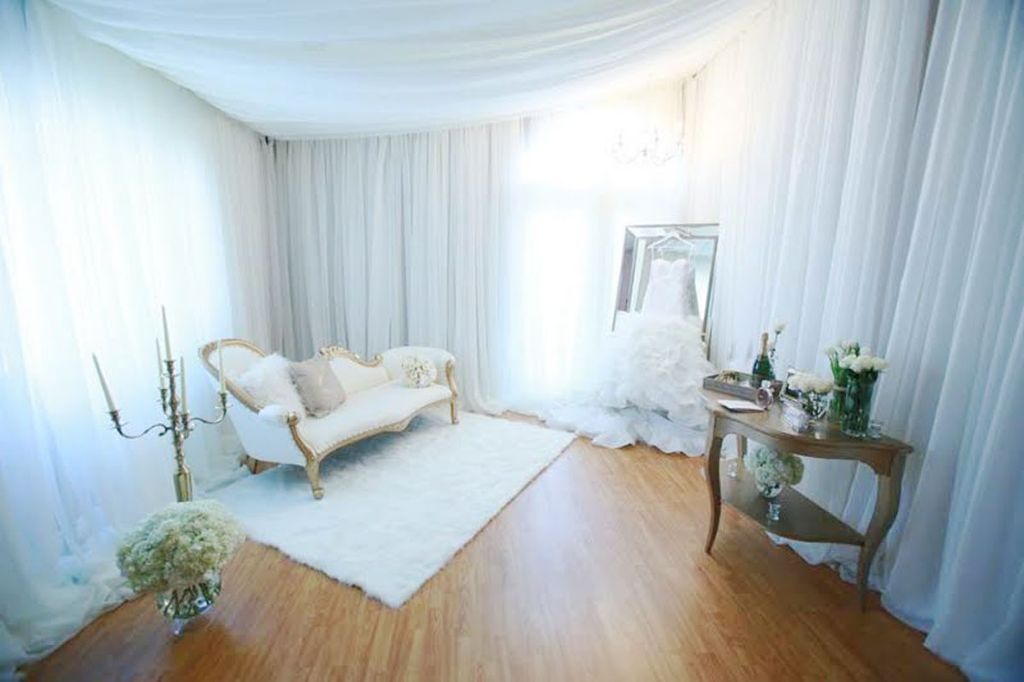 Bridal Photography Session featuring our Victorian