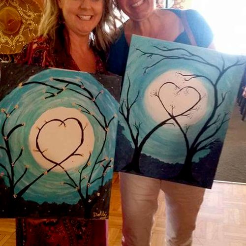 2 patrons at a Canvas art party