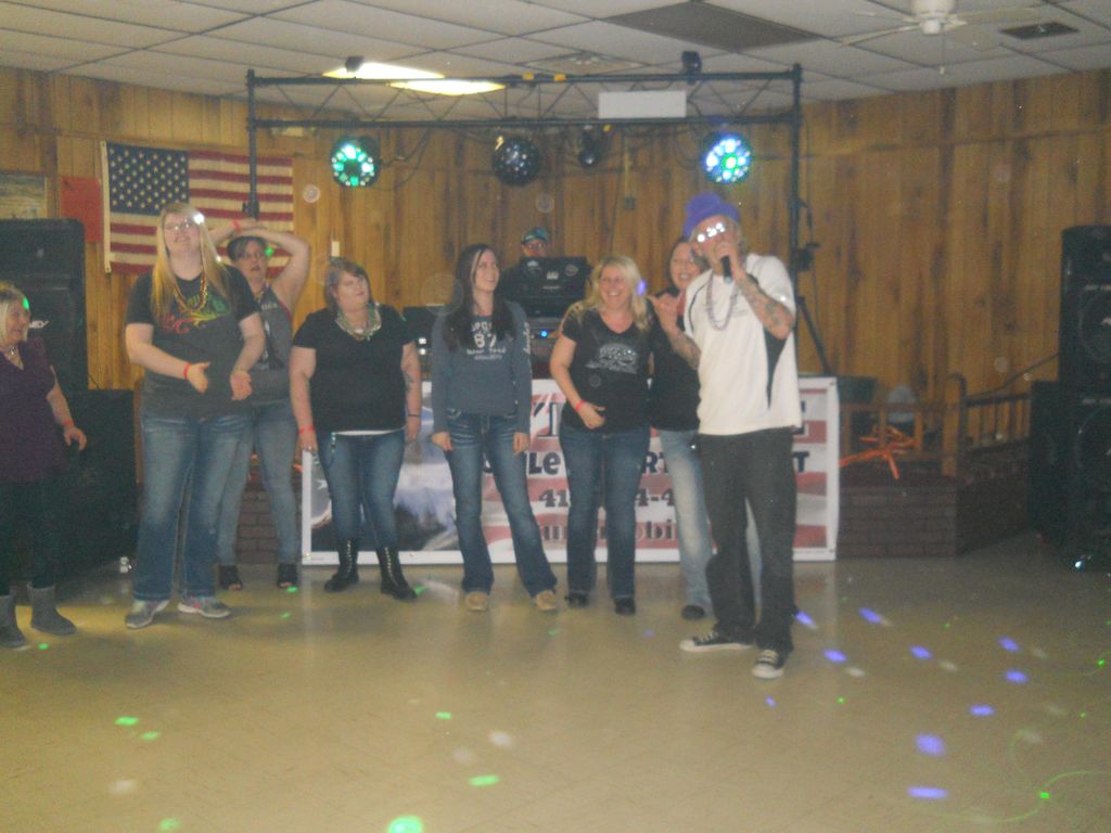Prime time Roger D getting the Girls going @ Mardi