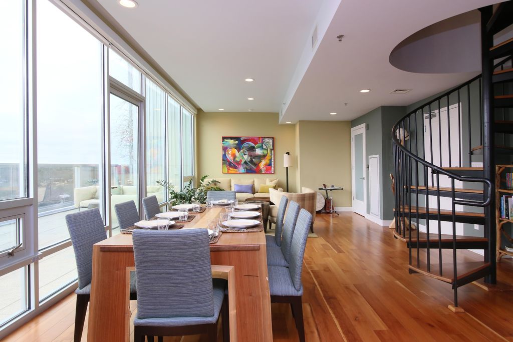 Condo kitchen in Chapel Hill