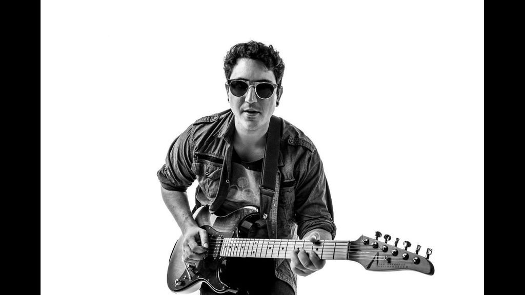 Oakland Guitar Lessons with Andrew Levin