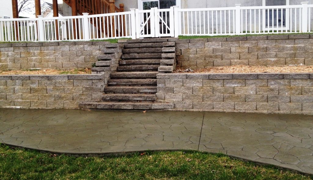 St Peters Retaining Wall, Stairs and Patio