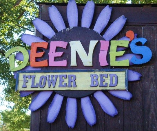 Deenie's Flowerbeds