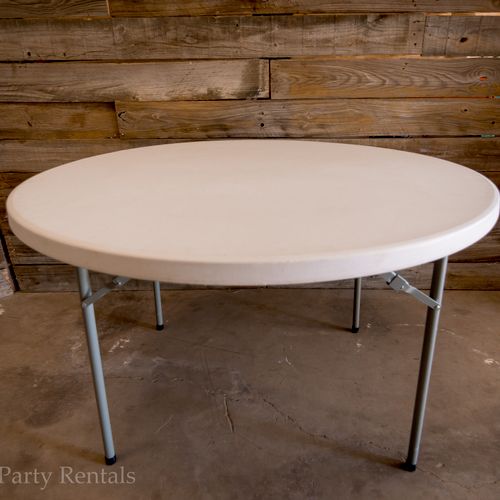 48" Round Table
Seats 4 

Dimensions 48" D x 29" H