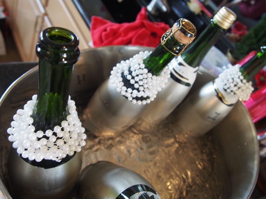 Baby shower
Theme Champagne blind tasting
color: w