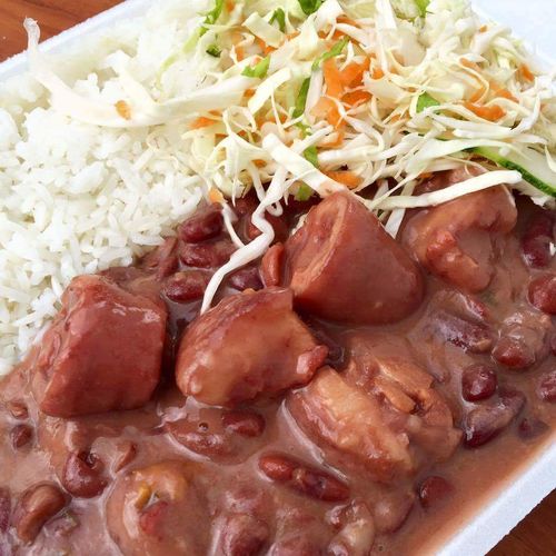 Red beans and pig tail stue