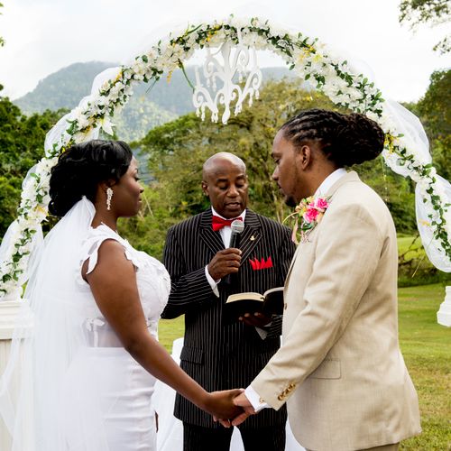 Ceremony Arch for Natana and Darryl in Trinidad, W