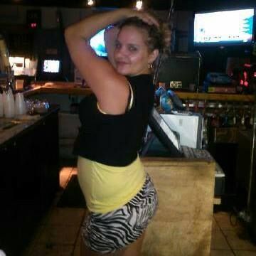 This is me bartending it was a slow night so my gu