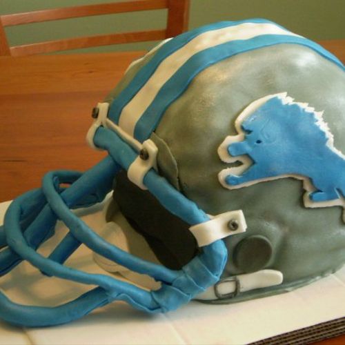 Lions Helmet Groom's Cake