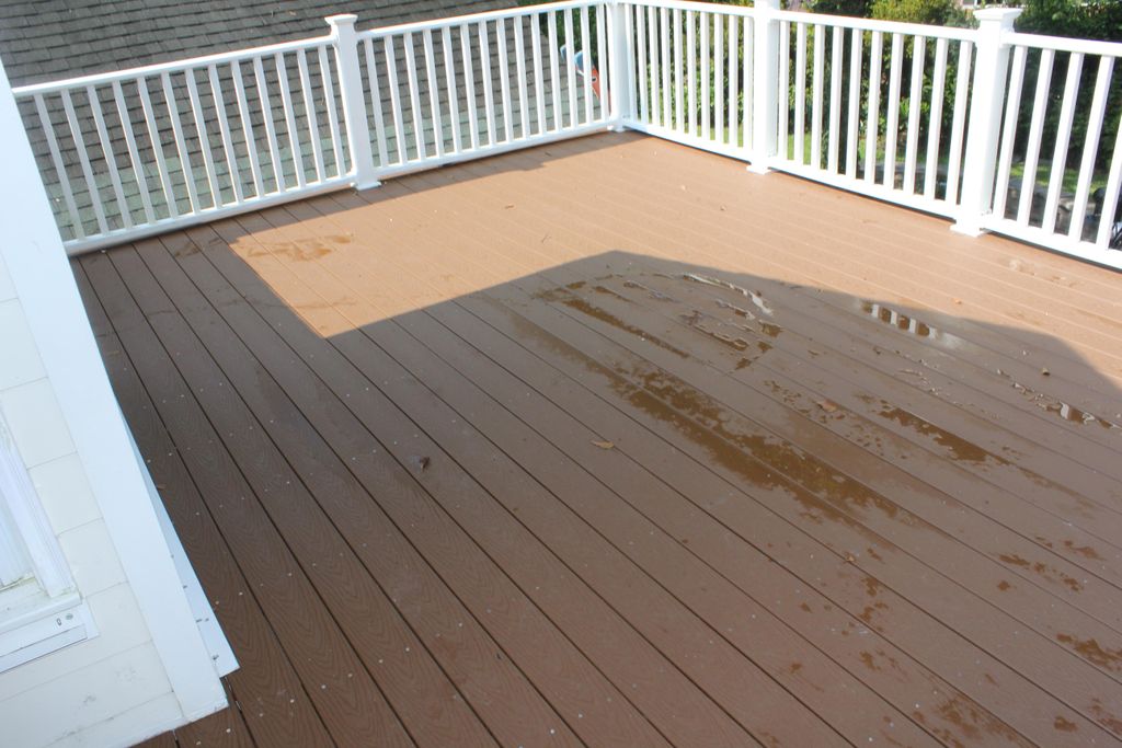 Composite deck and handrails in West Ashley