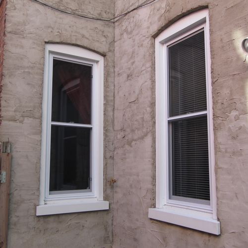 Replacement windows in Lancaster, PA. Capped with 