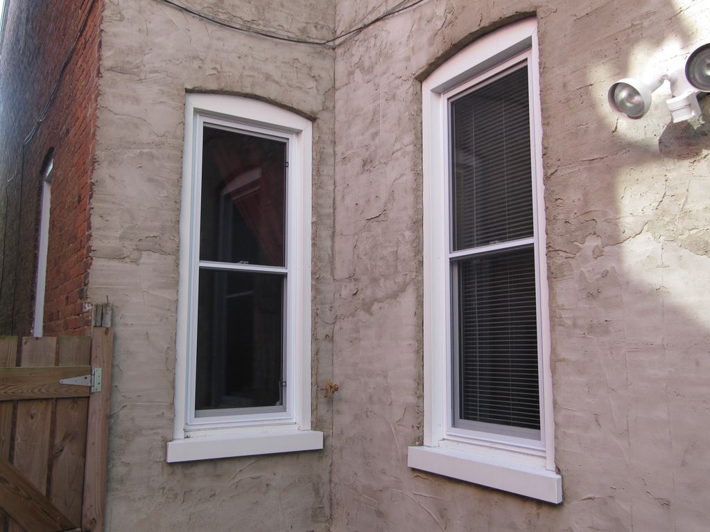 Replacement windows in Lancaster, PA. Capped with 