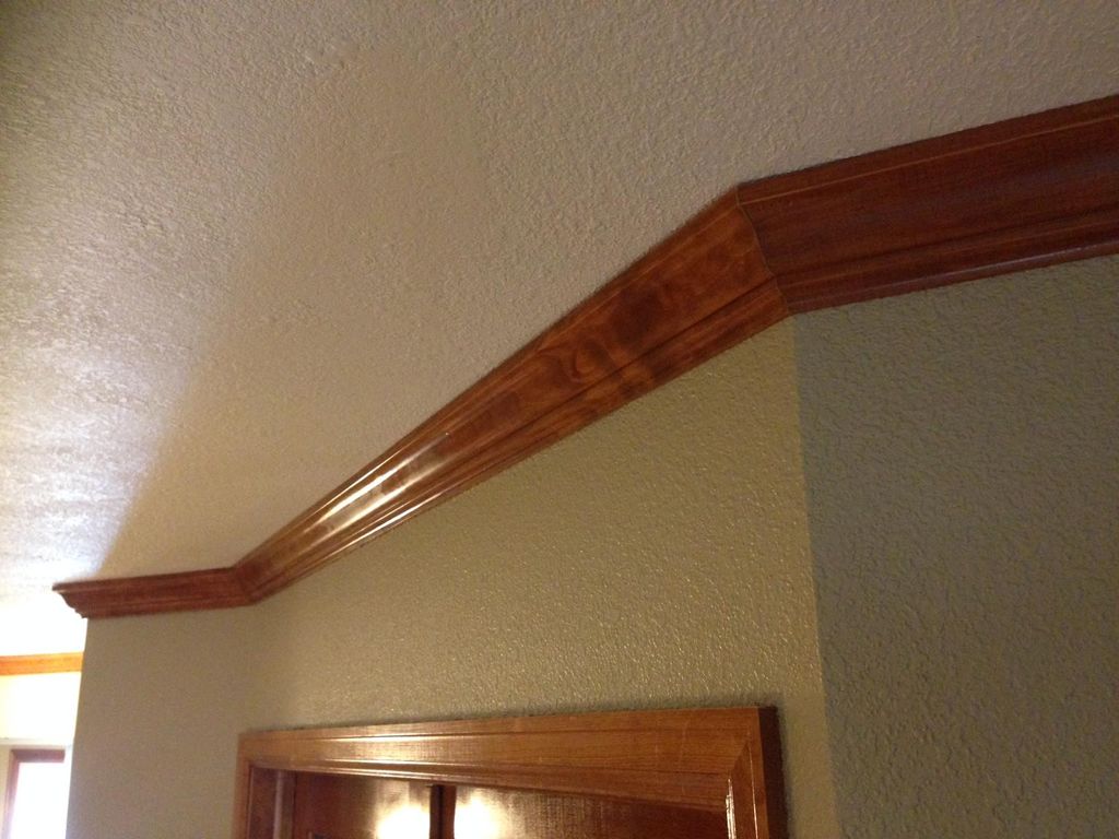 Crown Molding & Carpentry Trim
