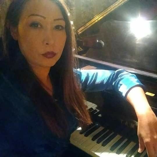Angela Kneale