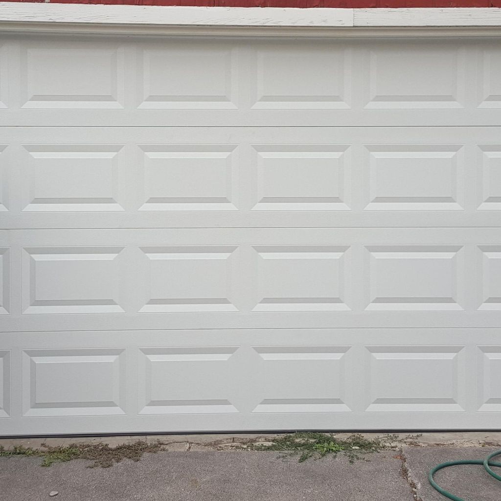 Aarons' garage door